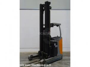 Chariot gros tonnage à fourches Still