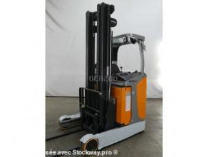 Chariot gros tonnage à fourches Still