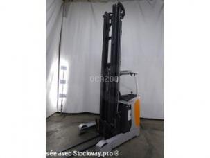 Chariot gros tonnage à fourches Still