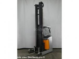 Chariot gros tonnage à fourches Still