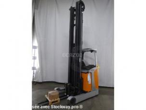 Chariot gros tonnage à fourches Still