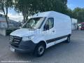 Fourgon avec parois et toit rigide Mercedes e-SPRINTER
