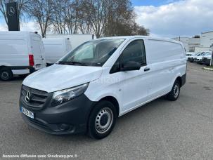 Fourgon avec parois et toit rigide Mercedes Vito