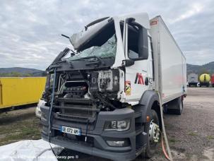 Fourgon avec parois et toit rigide MAN TGS