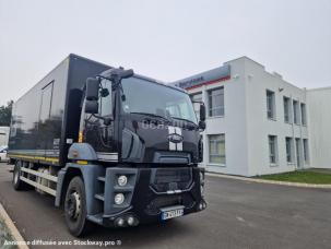 Fourgon avec parois et toit rigide Ford Trucks              Legacy