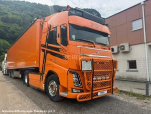 Pour semi-remorque Volvo FH16