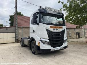 Pour semi-remorque Iveco X-WAY