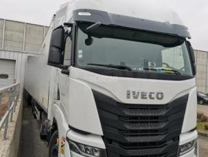 Pour semi-remorque Iveco S-WAY 460 GNL