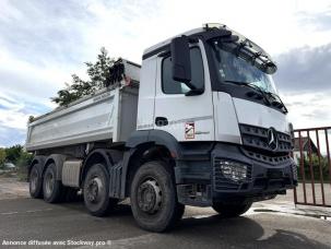 Benne basculante de chantier et de TP Mercedes Arocs