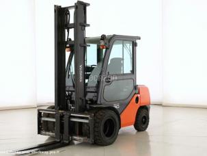  Toyota 02-8-FDF-30