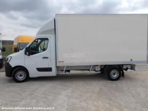 Fourgon avec parois et toit rigide Renault Master Traction