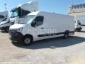 Fourgon avec parois et toit rigide Renault Master Traction