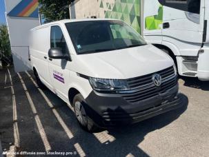 Fourgon avec parois et toit rigide Volkswagen Transporter