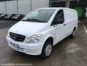 Fourgon avec parois et toit rigide Mercedes Vito