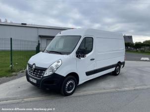 Fourgon avec parois et toit rigide Renault Master