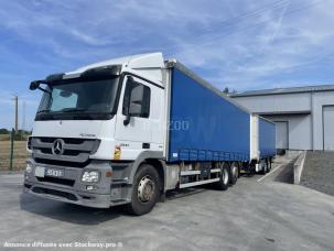 Carrosserie à parois latérales souples coulissantes (PLSC) Mercedes Actros