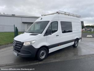 Fourgon avec parois et toit rigide Mercedes Sprinter