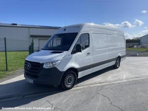 Fourgon avec parois et toit rigide Mercedes Sprinter