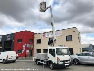 Nacelle Nissan Cabstar