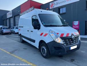 Fourgon avec parois et toit rigide Renault Master