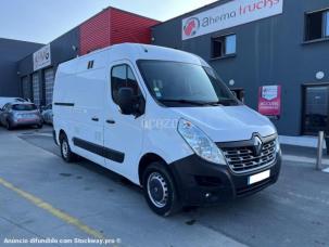 Fourgon avec parois et toit rigide Renault Master