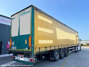 Carrosserie à parois latérales souples coulissantes (PLSC) Fruehauf 3 essieux PLSC