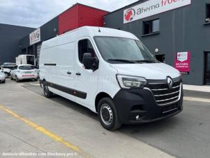 Fourgon avec parois et toit rigide Renault Master