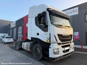 Pour semi-remorque Iveco Stralis