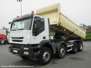 Benne basculante de chantier et de TP Iveco Trakker