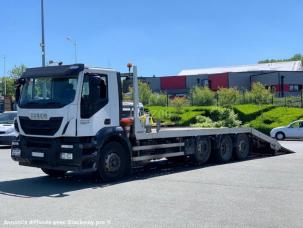 Porte-engins Iveco Stralis