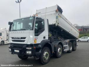 Benne basculante de chantier et de TP Iveco Trakker