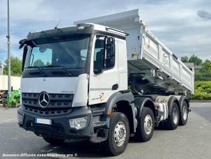 Benne basculante de chantier et de TP Mercedes Arocs