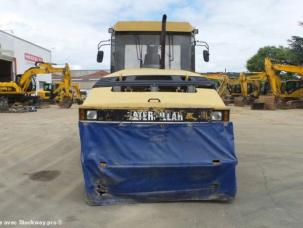 Compacteur à pneus Caterpillar PF300B