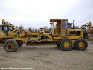 Caterpillar 12