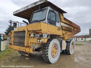 Tombereau rigide Caterpillar 771D