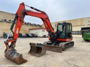 Pelle Kubota KX080-4