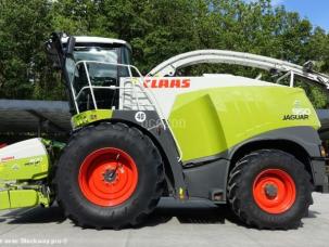 Ensileuse automotrice Claas Jaguar 950 40 K + Orbis 600 + Pick up 3M