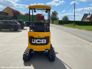 Mini-pelle Jcb 182-1 + 3 godets