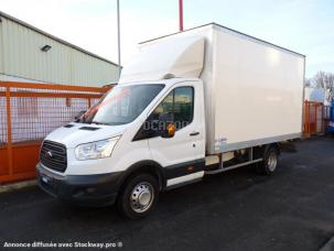 Fourgon avec parois et toit rigide Ford Transit