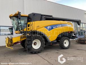 Moissonneuse-batteuse New Holland CX8090