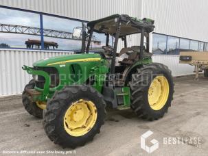 Tracteur agricole John Deere 5720