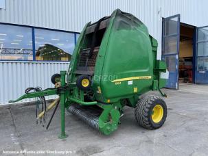 Presse à balles rondes John Deere 864 ROTOFLOW