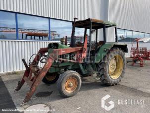 Tracteur agricole John Deere 2130