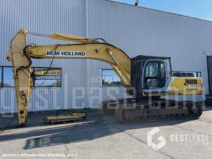 Pelle New Holland E 385