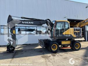 Pelle  Volvo EW160E