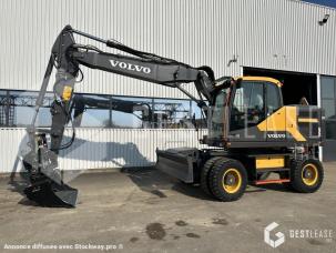 Pelle  volvo EW160E