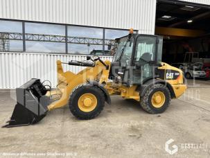 Chargeuse Caterpillar 906H