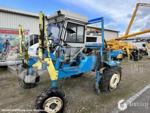 Tracteur enjambeur BOBARD 90- 100