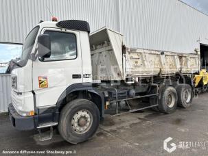 Benne basculante de chantier et de TP Volvo FM340