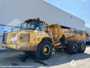Tombereau articulé Volvo A 25 D